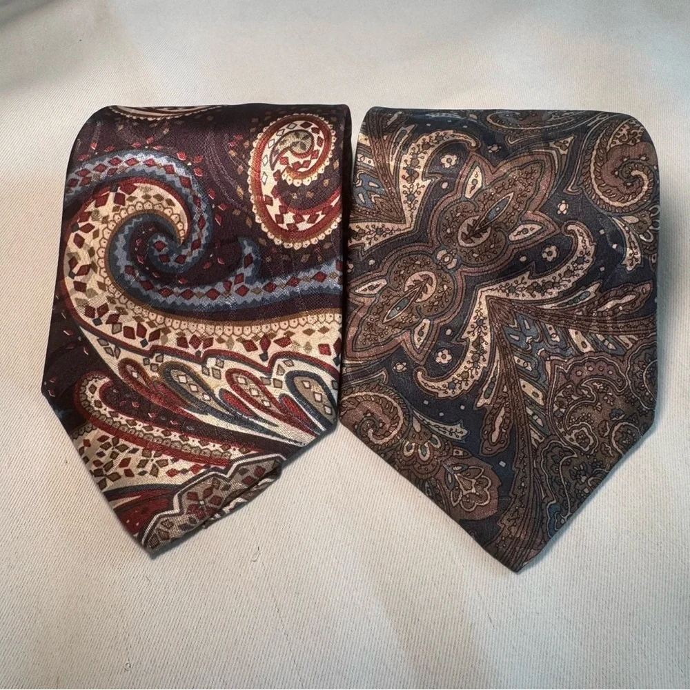 Vintage Oleg Cassini Paisley Tie Set in Red and Brown